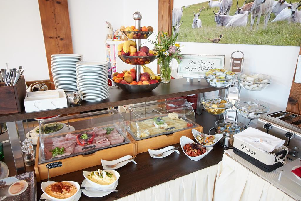 Hotel & Restaurant Seehof Podersdorf am See Zewnętrze zdjęcie